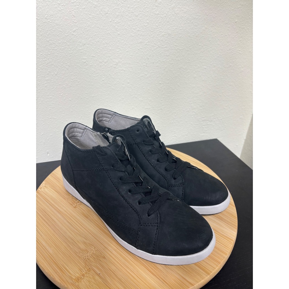 Dansko Onyx Women's 40 Black Leather Mid top Lace Up‎ Side Zip Sneakers